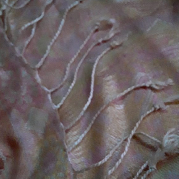 Vintage Wisteria wrap - Picture 3 of 4